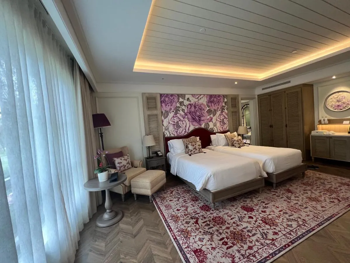 Nancy Tran Grand Strip Vung Tau 1 Villa Vietnam